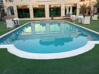 Фото отеля Corniche Palace Hotel