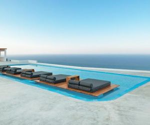 Oyster Luxury Suites Santorini Island Greece