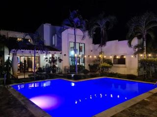 Hotel pic Casa del Arte, a luxury beachfront villa with private pool