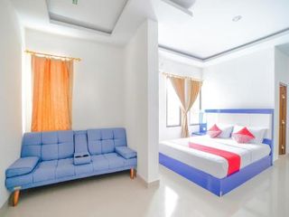 Фото отеля OYO 90457 Anara Residence & Guest House