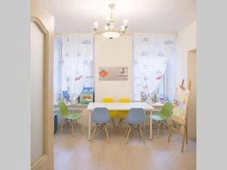 Family Apart near Vladimirskaya Subway