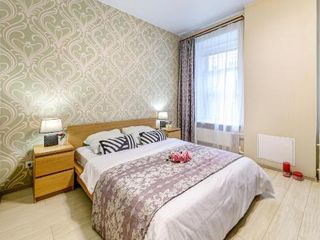 Excellent Apartments near Nevsky Prospekt 84