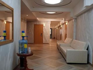 Happy Inn Hotel Alpiyskiy