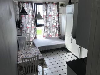 Airport apartment