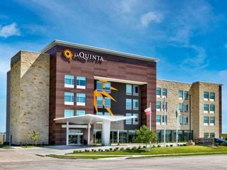 Фото отеля La Quinta Inn & Suites by Wyndham Terrell