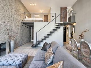 Loft hut