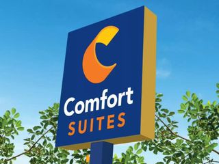 Hotel pic Comfort Suites Cincinnati University - Downtown