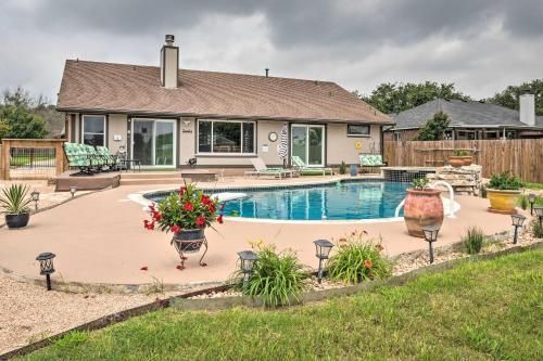 Photo of Modern Home with Private Yard 30 Mi to Austin