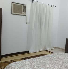 NearBy Hotel