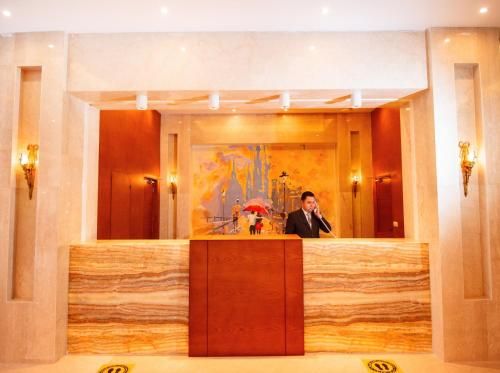 Hotel Photo 8