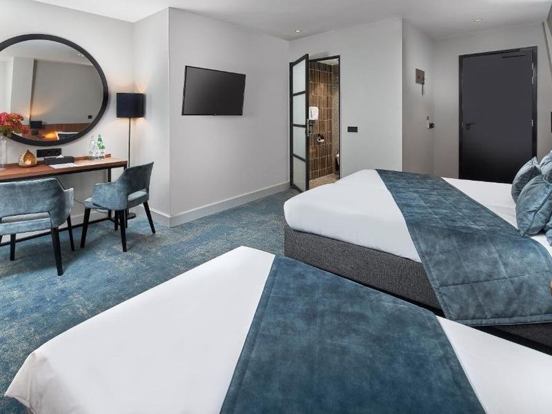 Hotel Photo 3