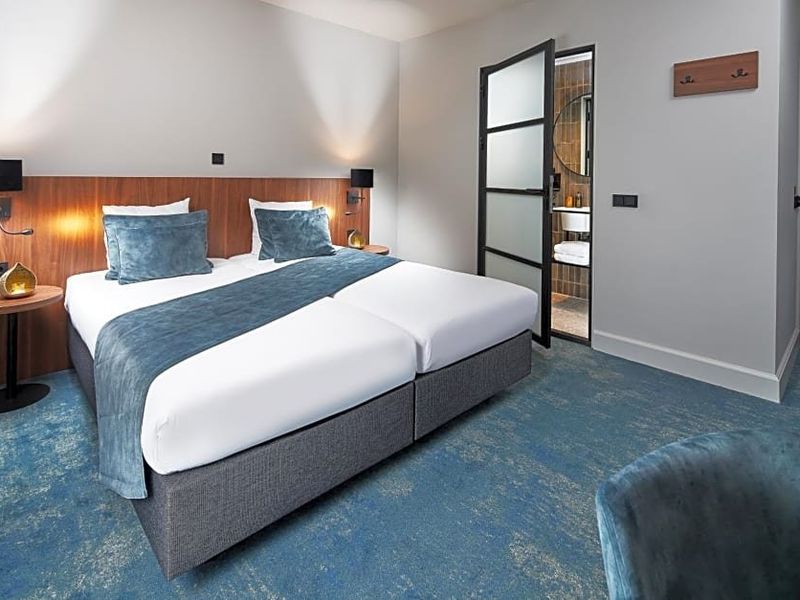 Hotel Photo 9