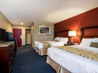 Hotel pic Apm Inn & Suites
