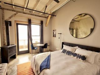 Hotel pic Bowline Hotel