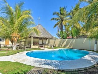Hotel pic Guatemala Beachfront Villa with Direct Beach Access!