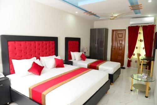 Hotel Photo 24