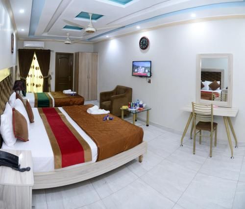 Hotel Photo 6