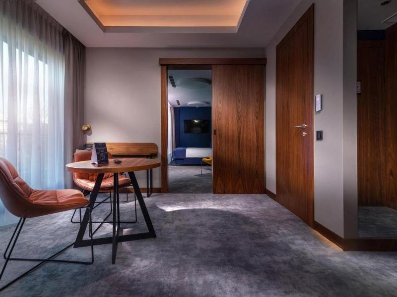 Hotel Photo 5