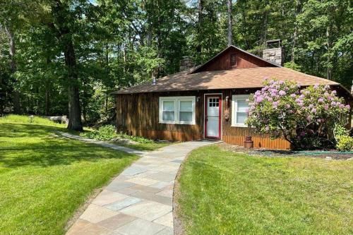 Photo of Peaceful Getaway Cottage on grounds of historic mid-century gem