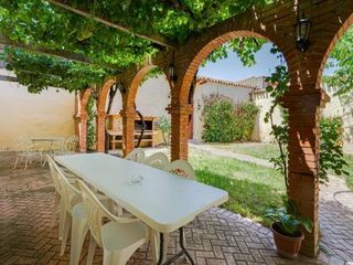 Фото отеля Inviting Mansion in Pozo Lorente with Public Swimming Pool