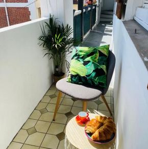 NearBy Hotel