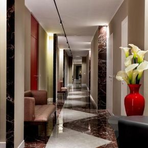 NearBy Hotel