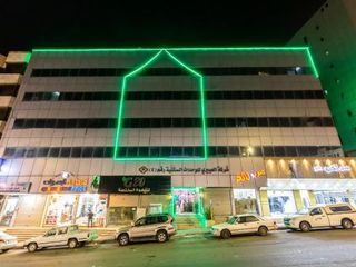 Фото отеля العييري للوحدات السكنية المفروشة الباحة 4