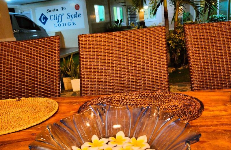 Cliff Syde Lodge 5BR Villa near beach.