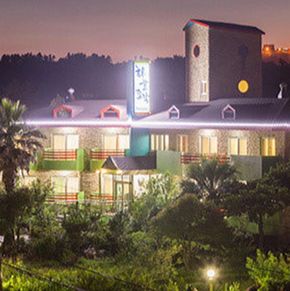 NearBy Hotel