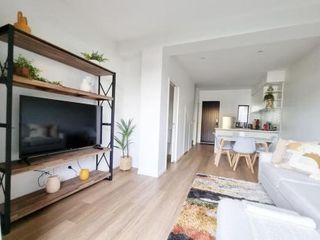 Фото отеля Brand New House by Botany - Netflix & Parking