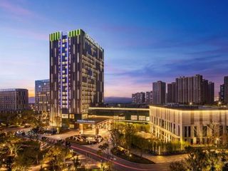 Hotel pic Doubletree By Hilton Kunming Airport