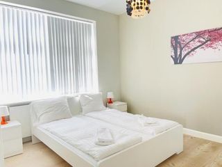 Фото отеля aday-booking - 2 bedroom with modern kitchen and free parking