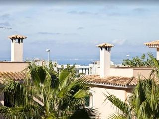 Casa Pinsa - Amplia casa de vacaciones de estilo mediterráneo con piscina privada en Puig de Ros