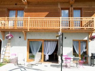 Hotel pic LE CHALET BAZAN