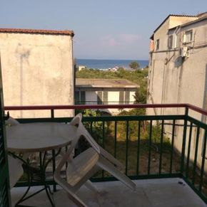NearBy Hotel