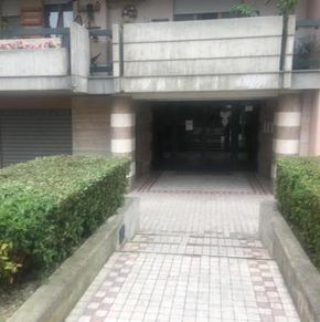 NearBy Hotel