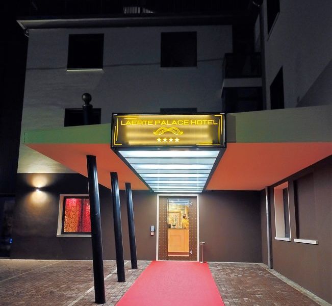 Hotel Photo 8
