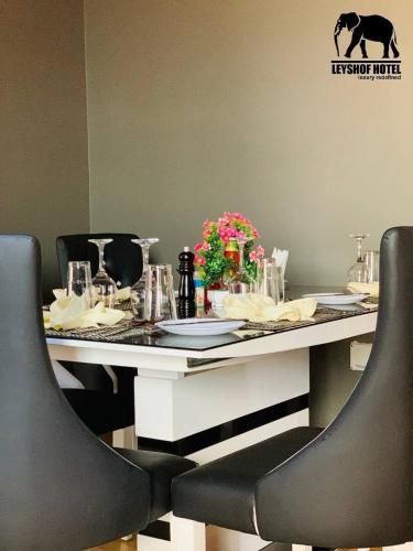Hotel Photo 23