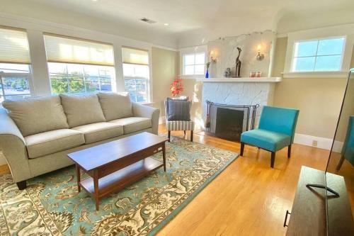 Photo of Entire 3 bedroom house for 5 people Near SFO SF Bay Area Newly updated