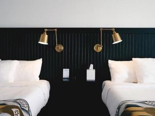 Фото отеля Jackalope Motor Lodge