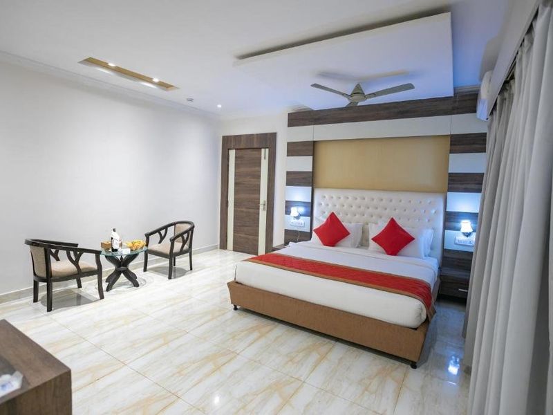 Hotel Photo 8