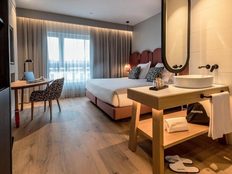 Hotel Photo 5