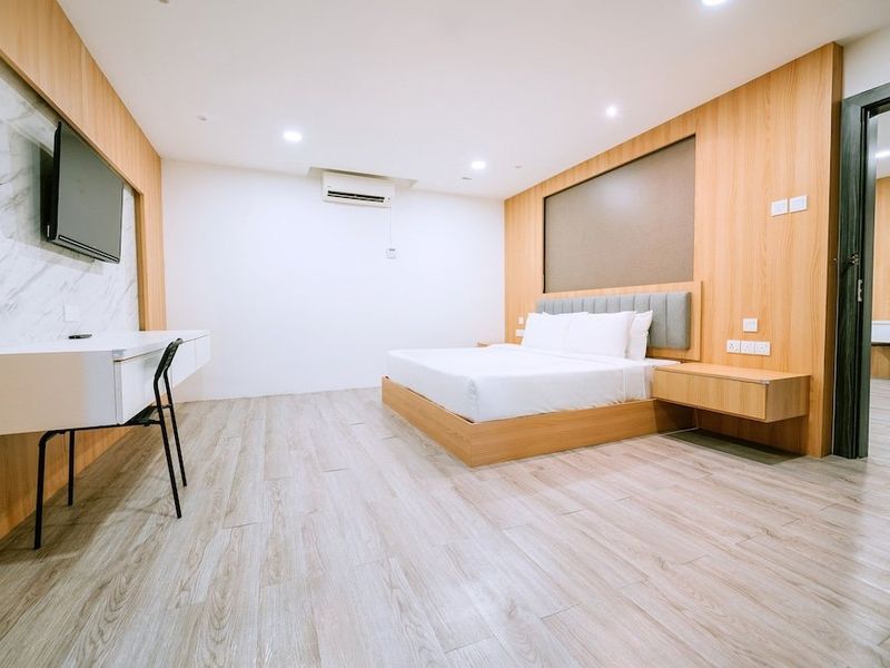 Hotel Photo 12