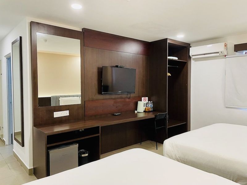 Hotel Photo 3