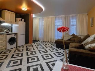 Апартаменты на Невском пр 103-Apartment on Nevsky Prospect 103