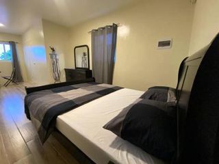 Hotel pic Spacious Apartment Minutes from the Beach