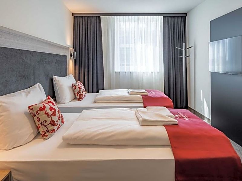 Hotel Photo 9