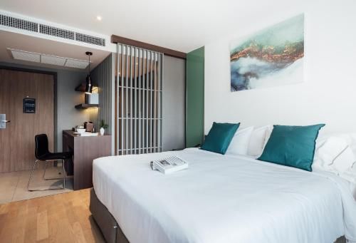 Hotel Photo 12
