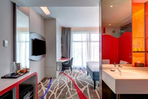 Hotel Photo 12