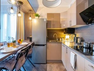 Ultra Apart na Komedantskom prospekte